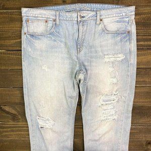 American Eagle Distressed Cropped Sz 18 Reg.